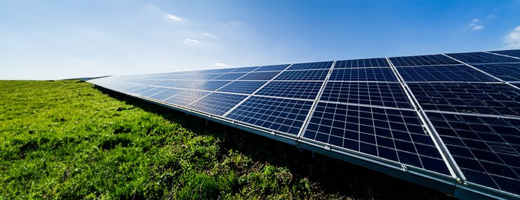 ¿Qué es un sistema híbrido solar + BESS y cómo puede beneficiar a tu operación?