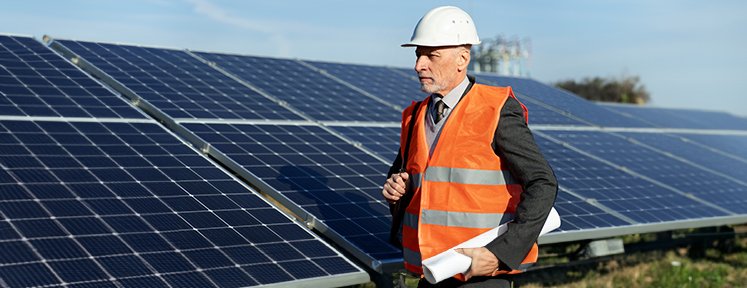 Invertir en paneles solares o pagar solo por energía: la decisión que muchas empresas toman demasiado tarde